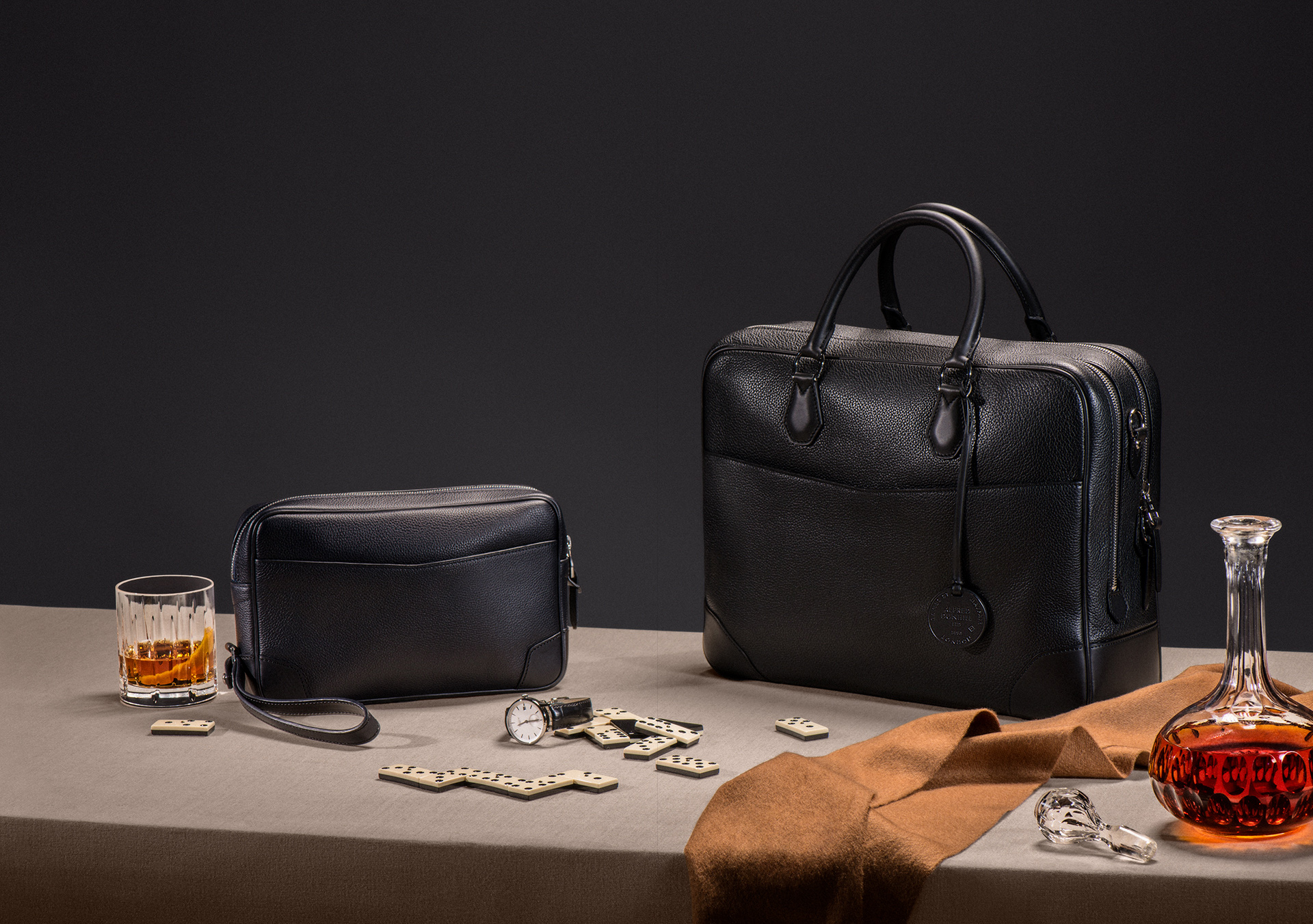 Dunhill, Gifts & Games, Benjamin Grillon, Aurélie Michaud, Cyrille Robin, Sarianne Plaisant, Joshua Stocker, Meri Media