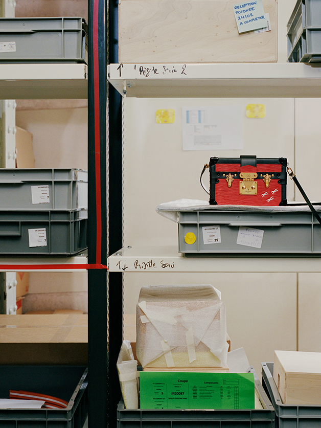 Louis Vuitton, LV Le Book, Atelier Asnières, Magazine Redesign, Art Direction, Benjamin Grillon, Creative Director, Allyssa Heuze, Industry Art, Claude Néron, Rose Paris, Nicolas Ghesquières, Virgil Abloh