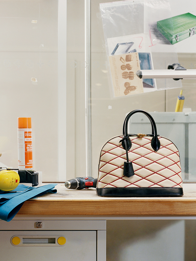 Louis Vuitton, LV Le Book, Atelier Asnières, Magazine Redesign, Art Direction, Benjamin Grillon, Creative Director, Allyssa Heuze, Industry Art, Claude Néron, Rose Paris, Nicolas Ghesquières, Virgil Abloh