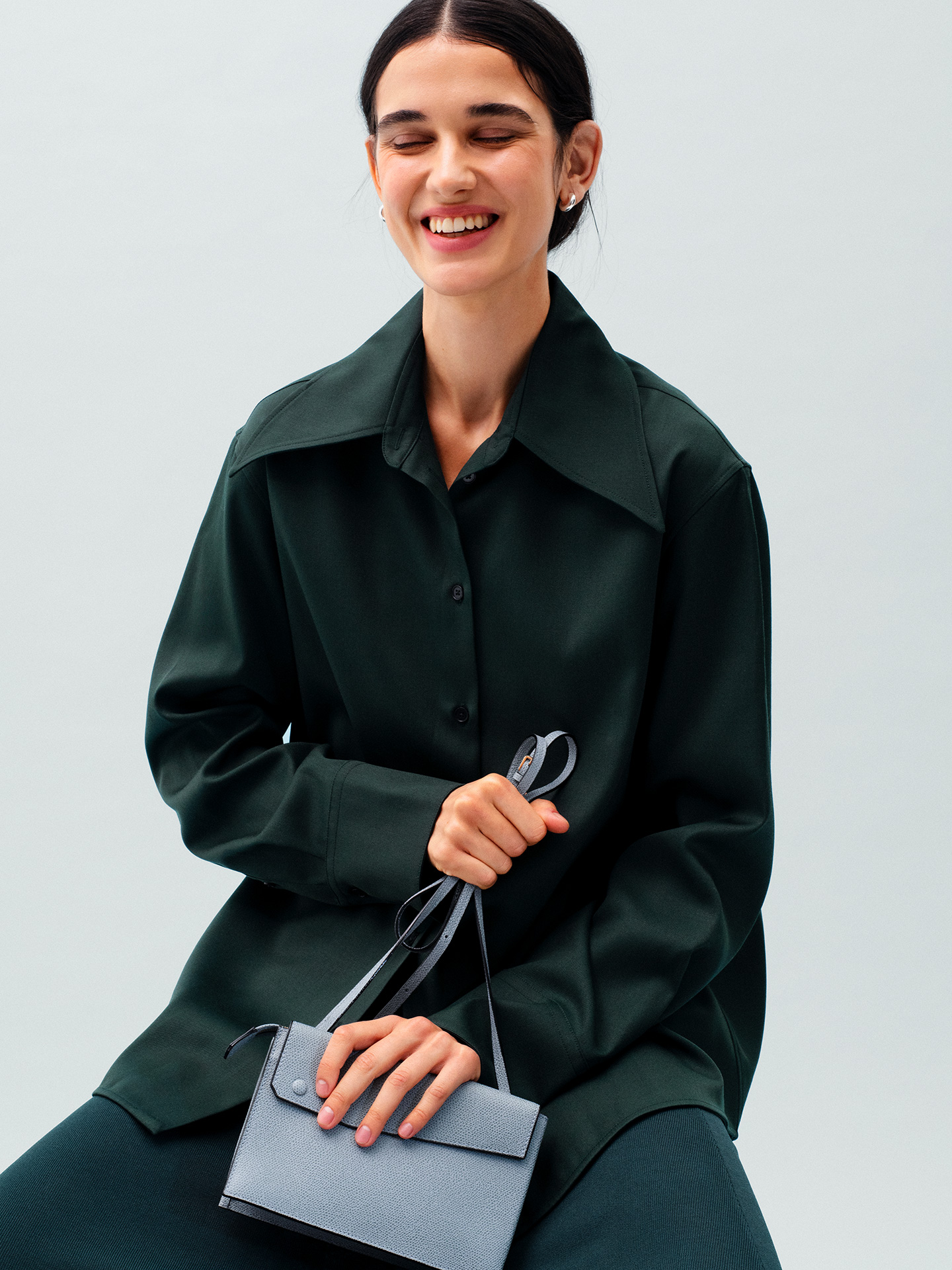Valextra, Milan, Small Leather Goods, Iside, Handbag, Tangram, Benjamin Grillon, Creative Direction, Art Direction, Campaign, Sarah Blais, Monika Tatalovic, Xavier Rougeaux, Neo Investment Partners, Daniel Belhassen, Matilde Giannetti, Monster Management, Julia Asaro, Chris Boals. Mattia Andreoli, Noe Investment Partners, David Belhassen 