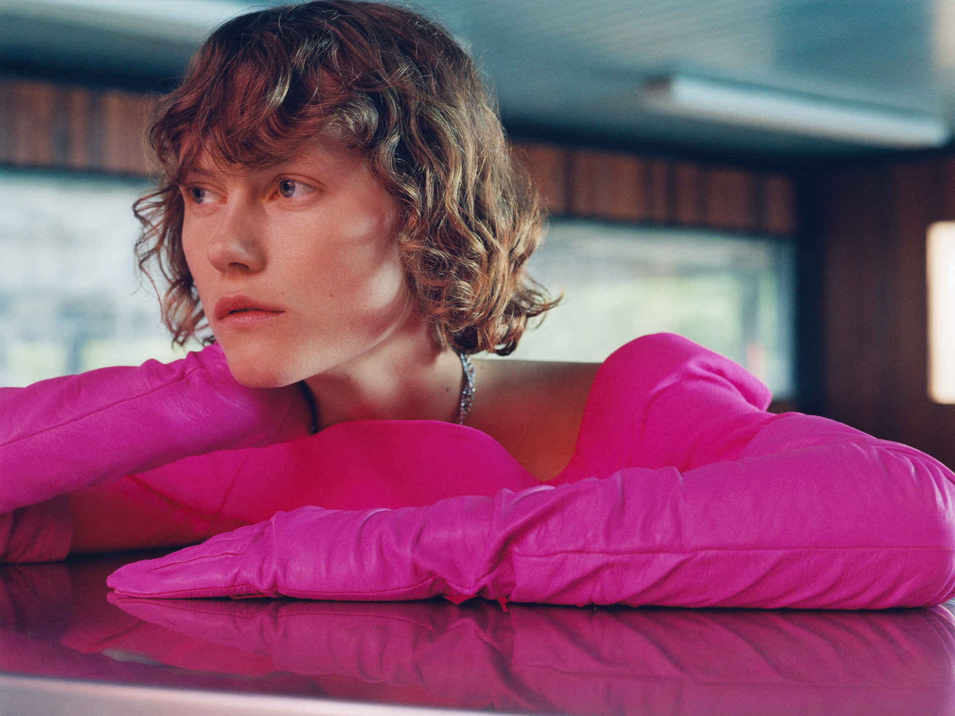 Photographer: Mark Abegg, Styling: Ferdi Sibbel Models: Julie Hommans & Jin Rong  Make-Up: Lili Choi, Hair Stylist: Pablo Kuemin